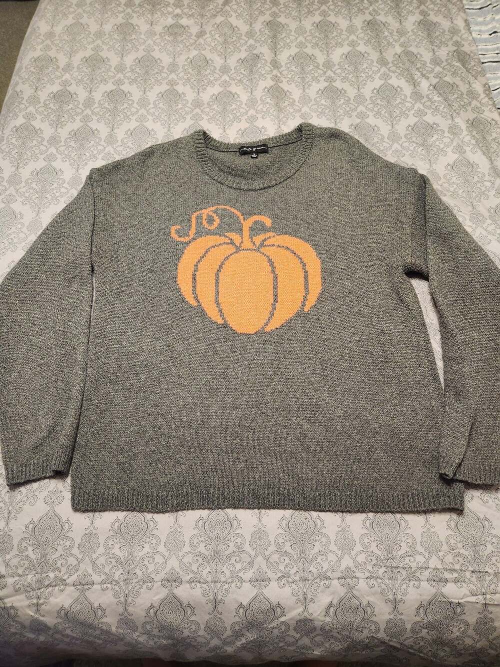 Gray Long Sleeve Pumpkin Halloween Fall Sweater